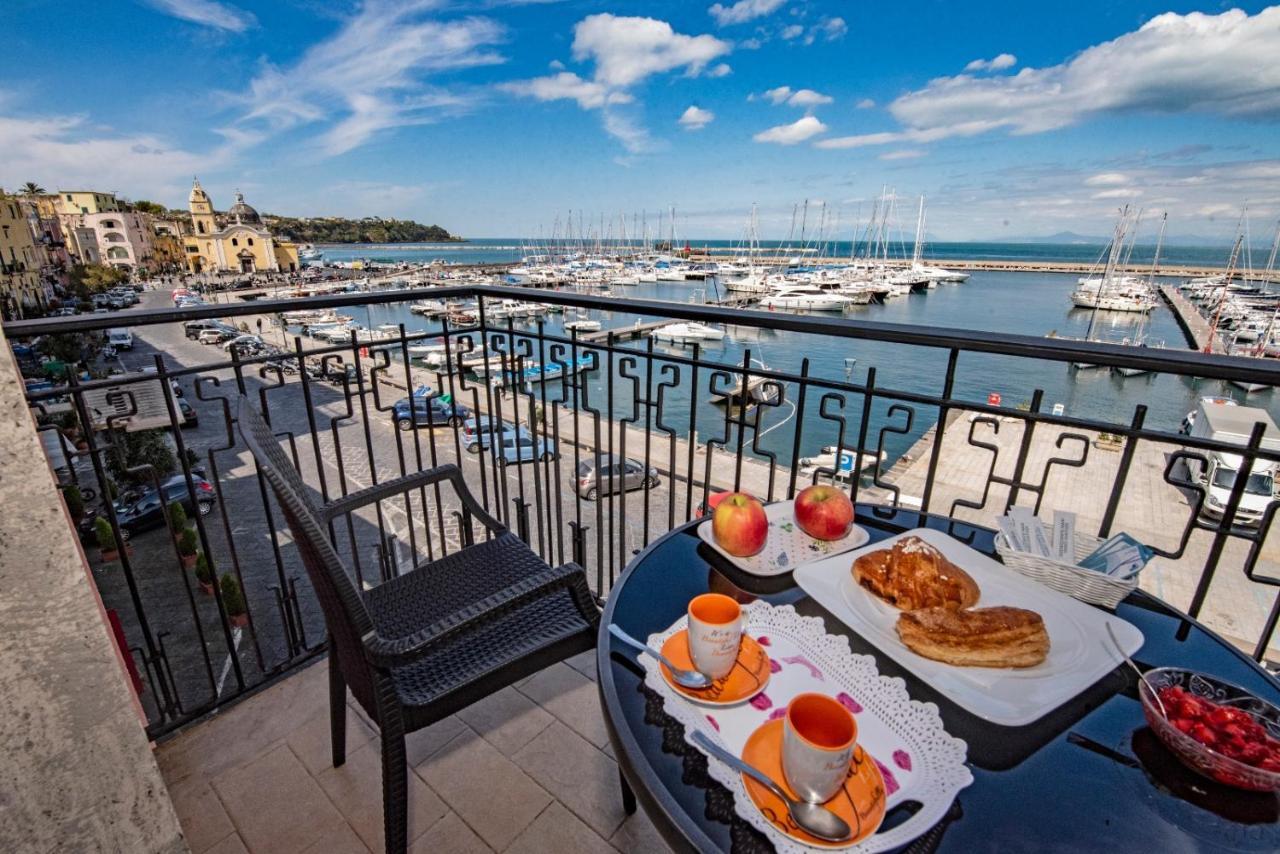 L'Isola Del Postino Rooms 프로치다 외부 사진